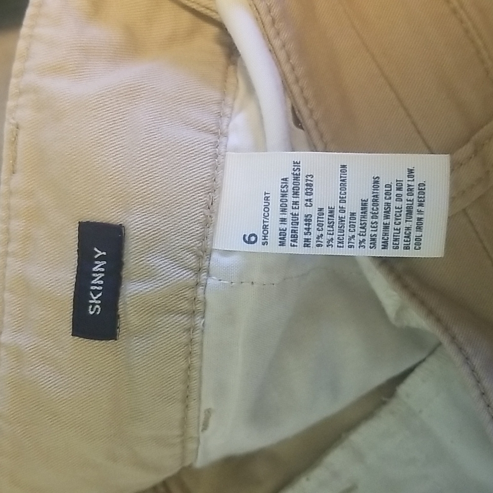 American Eagle Skinny Khakis - Size 6 - Picture 4 of 4